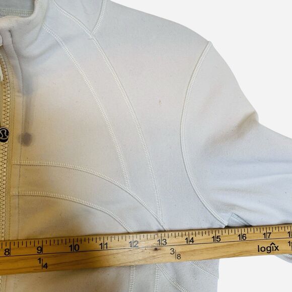 Lululemon Define Jacket Women Sz 4 Gray Full Zip Thumb Hole Fitted Athleisure - Picture 3 of 10